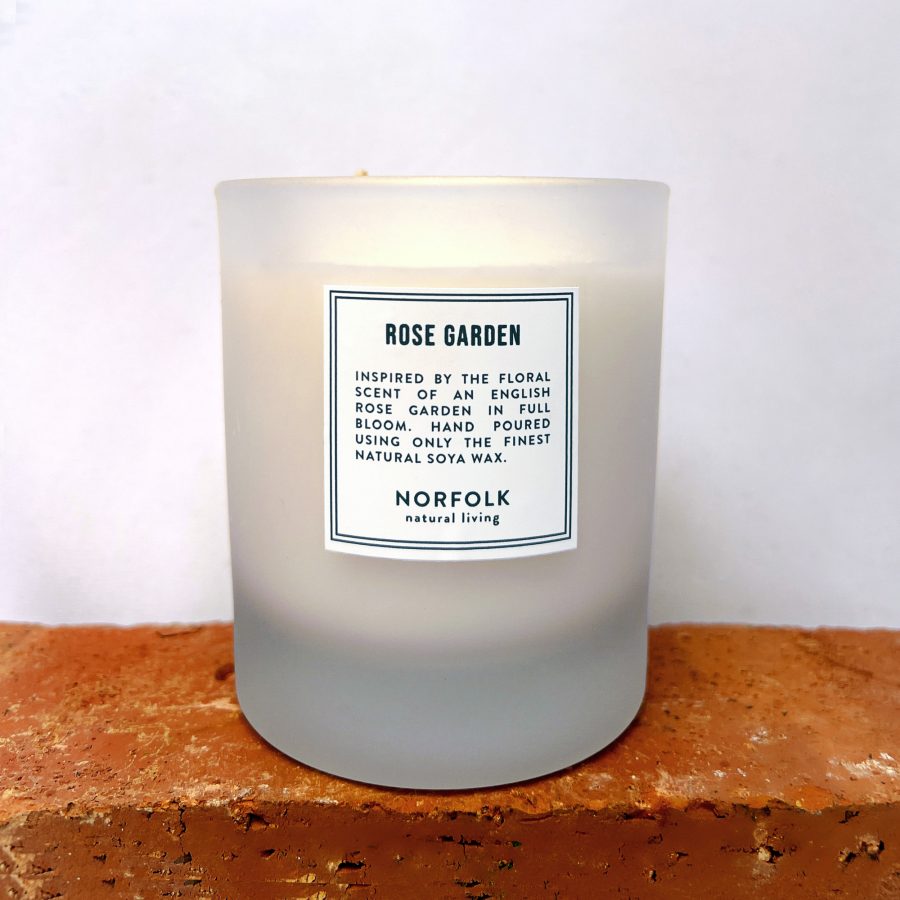 Norfolk natural living rose garden candle